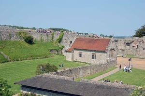 c26   Carisbrooke castle