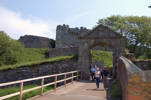 c68   Carisbrooke castle