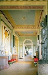 D711  Osborne House grandcorridor