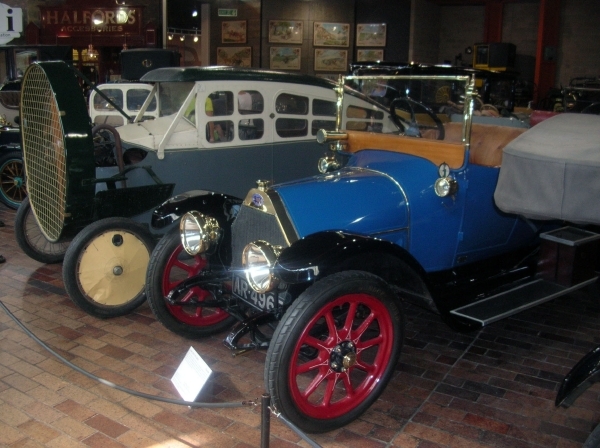 H5700  Beaulieu  Nat. motor museum