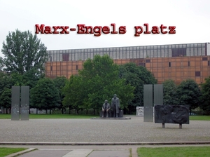 c25 Marx en Engels Paleis der republiek kopie