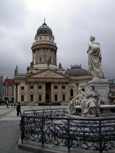 d40 D. dom en Schiller  Gendarmenmarkt-