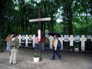 d88 herdenking slachtoffers muur