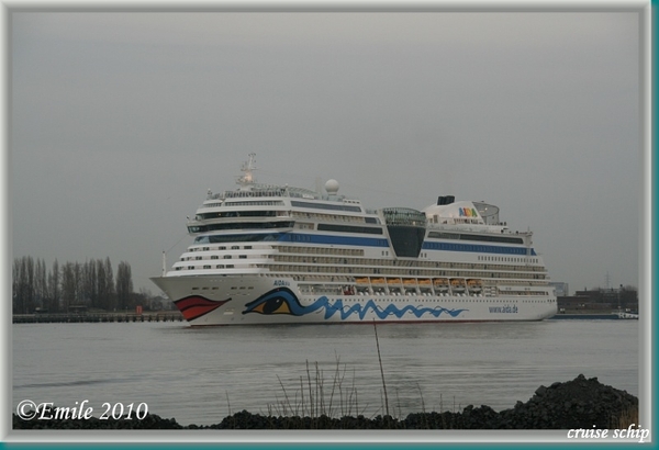 cruise schip 006sized_cruise schip 006