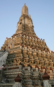 de Wat Arun (tempel van de dageraad)