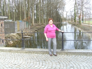 Marie.J. op de brug