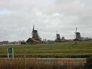 zicht op de molens in Zaandam
