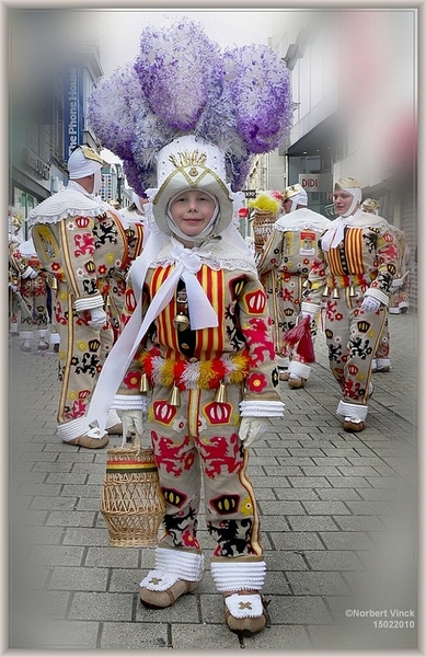 sized_sized_P2030798a karnaval maadag Aalsterse Gilles