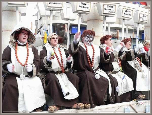 sized_sized_P2030807a karnaval maadag