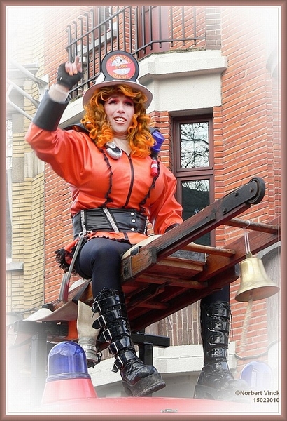 sized_sized_P2030830a karnaval maadag