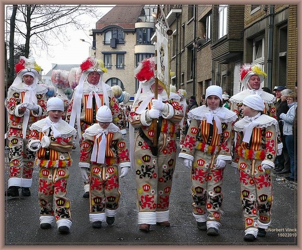 sized_sized_P2030832a karnaval maadag