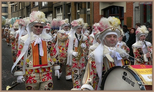 sized_sized_P2030837a karnaval maadag Aalsterse Gilles