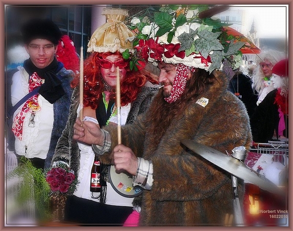 sized_sized_P2040104a karnaval dinsdag