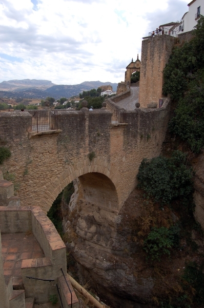 1050 Ronda - Puente viejo