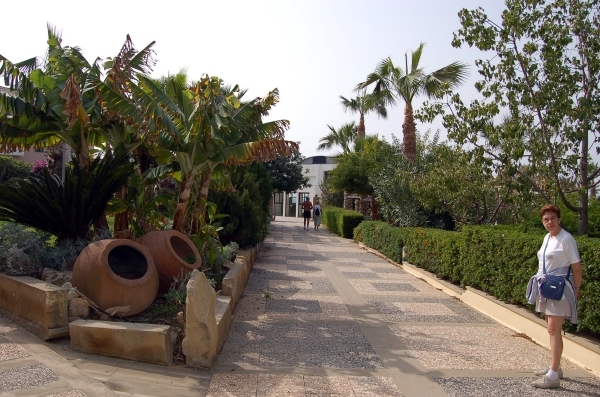 15Cyprus - hotel St Georges tuin