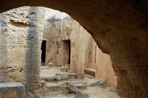 24 Phaphos - Tombs of the Kings