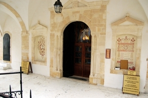 65Cyprus - Omodos kerk .jpg