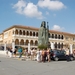 0090Cyprus - Nicosia aartsbisschoppelijk paleis en kerk.jpg
