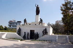0183Cyprus - Nicosia Vrijheidsmonument