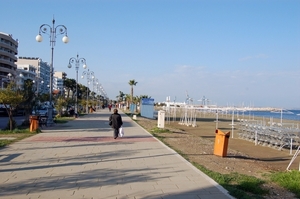 095Cyprus - Larnaca - strandpromenade