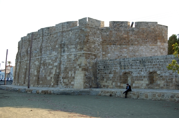 101Cyprus - Larnaca - Fort.jpg