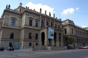 D220 Rudolfinium theater