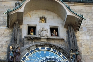 D613  Oude markt  Klokketnoren stadhuis