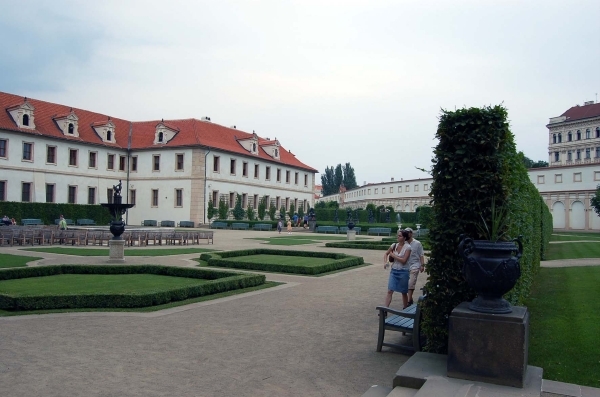 G16  Wallenstein garden