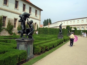 G244  Wallenstein garden