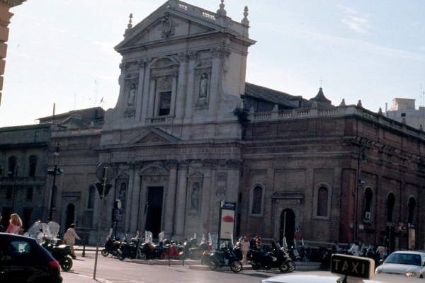 d280   kerk Maria van de Engelen