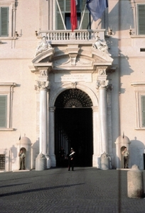 e1320  Quirinale - ambswoning president