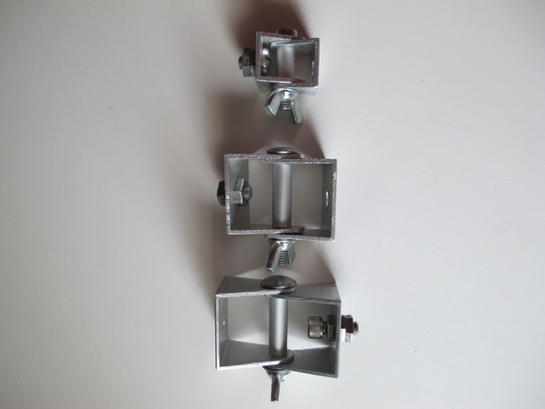 Vergeet niet een pijpje over de slotschroef.