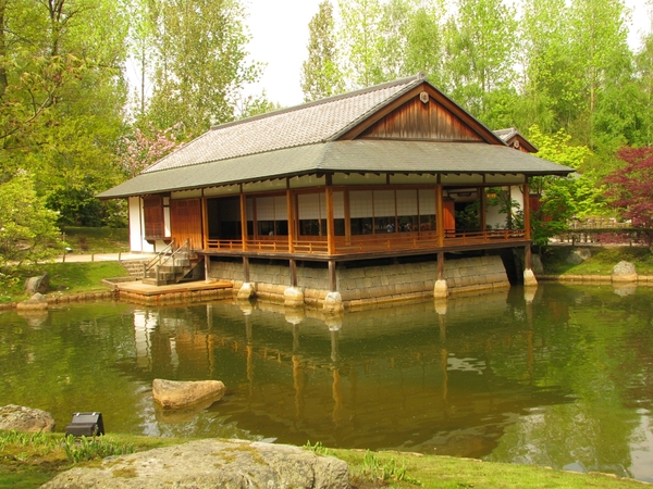 Japanse tuin lente 2010 029