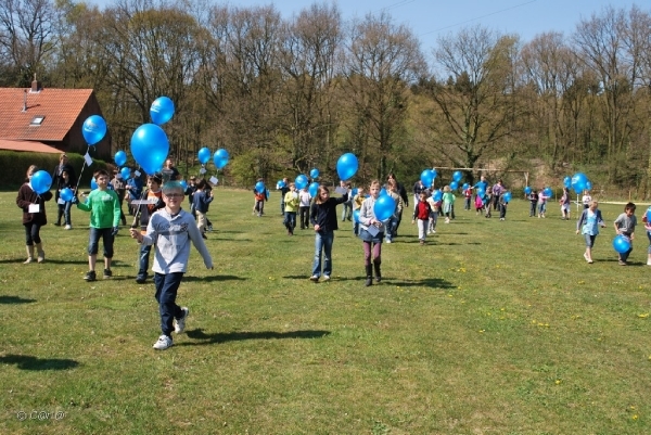 2010-04-23 Ballonwedstrijd (65)