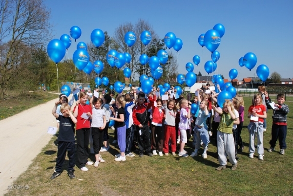 2010-04-23 Ballonwedstrijd (77)