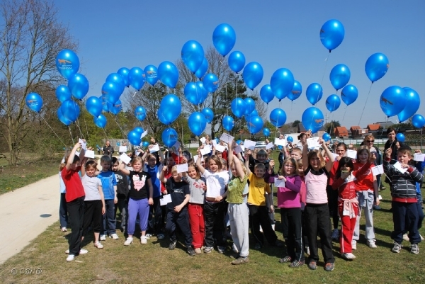 2010-04-23 Ballonwedstrijd (79)