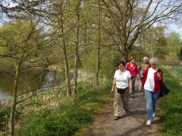 2010-04-24 KKT Lokeren en Moerbeke 023