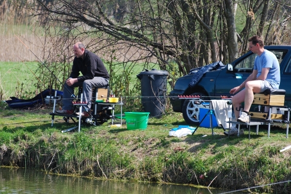 Vissen op forel 24-4-2010 (10)