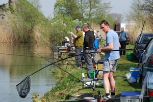 Vissen op forel 24-4-2010 (22)