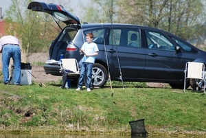 Vissen op forel 24-4-2010 (35)