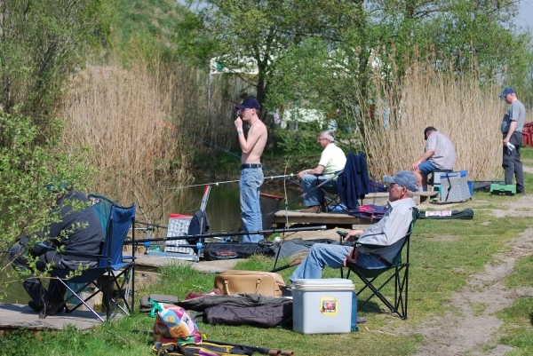 Vissen op forel 24-4-2010 (40)