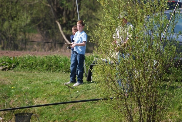 Vissen op forel 24-4-2010 (43)