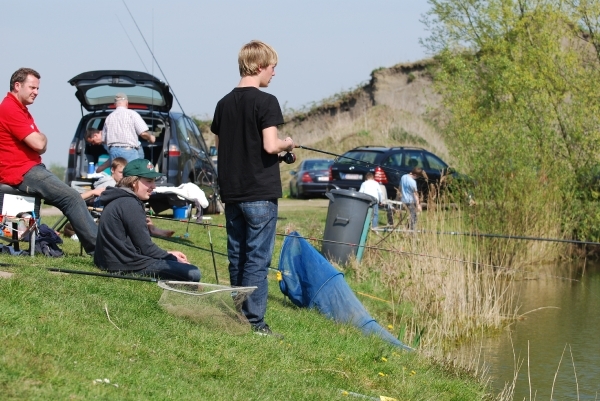 Vissen op forel 24-4-2010 (50)