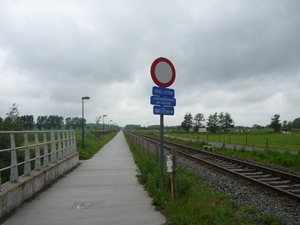 10.05.30. FIETSPAD WAARSCHOOT -EEKLO.