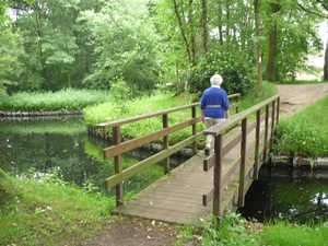 10.06.12.OOSTKAMP.DOOR HET PARK