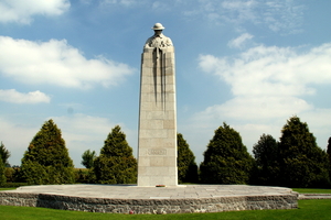 St. Juliaan- Canadese Militair oorlogesmonument