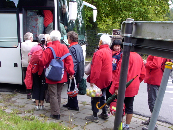 dan naar de bus..