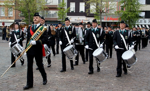 TAPTOE-HERDENKING V-DAY-ROESELARE