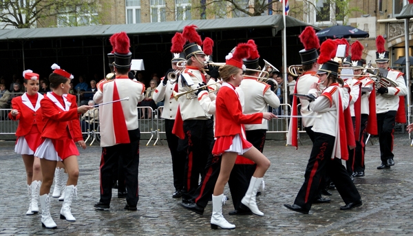 HERDENKING V-DAY 1945-2010-ROESELARE