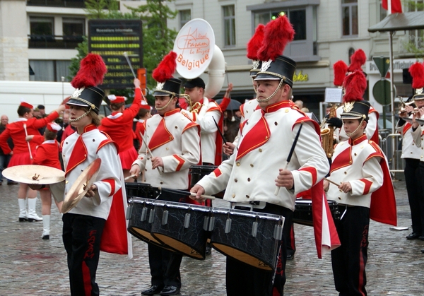 HERDENKING V-DAY 1945-2010-ROESELARE